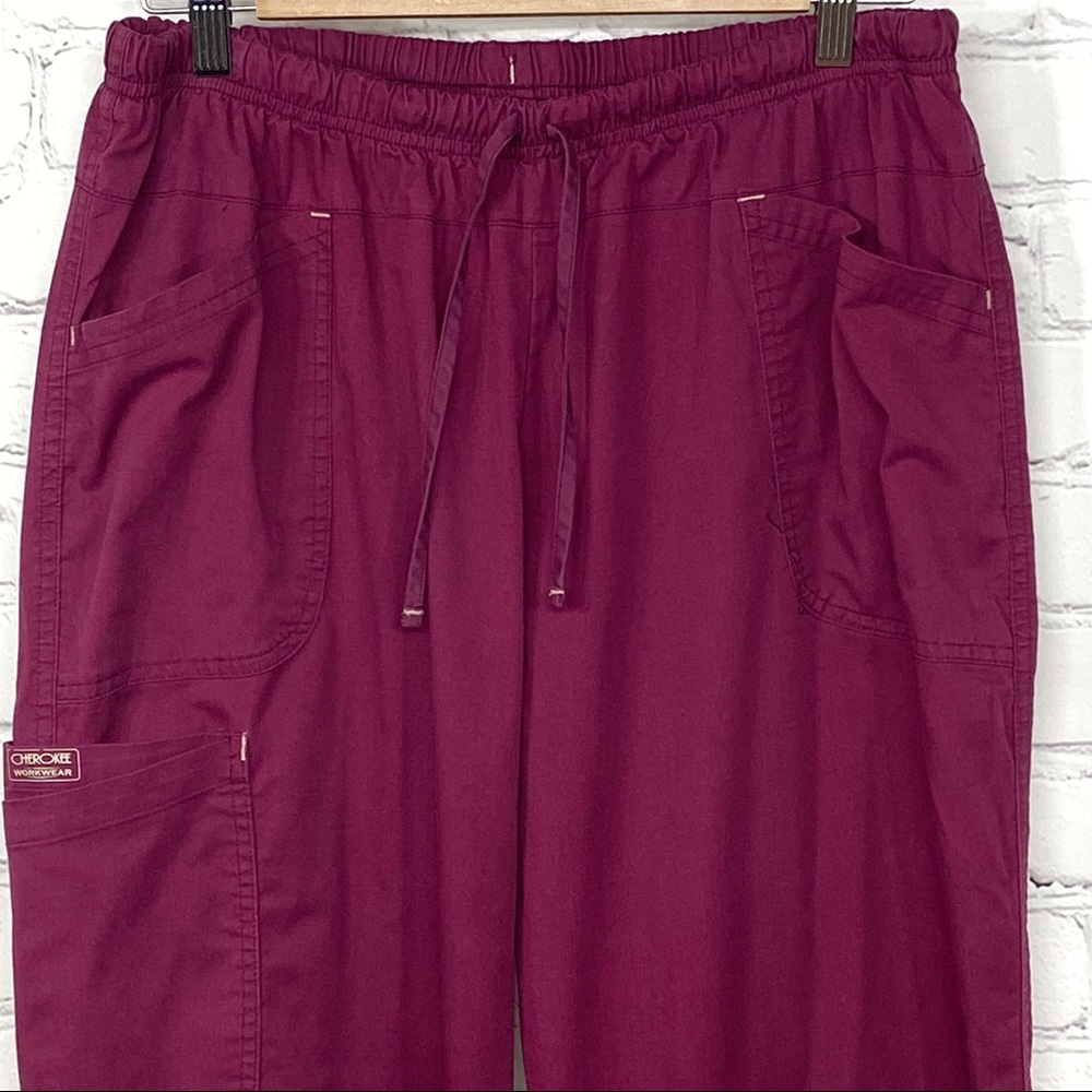 Cherokee women’s nurse scrub pants large